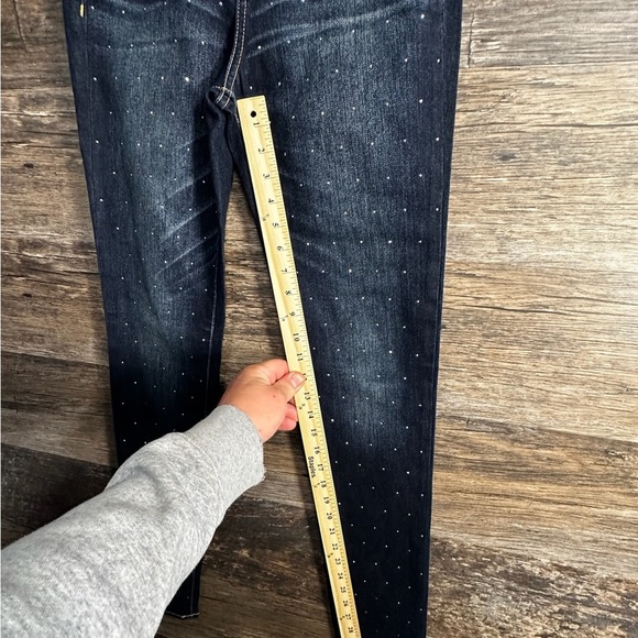 Abercrombie & Fitch Blue Skinny Jeans with Classic Dark Wash and studded front - Picture 5 of 6